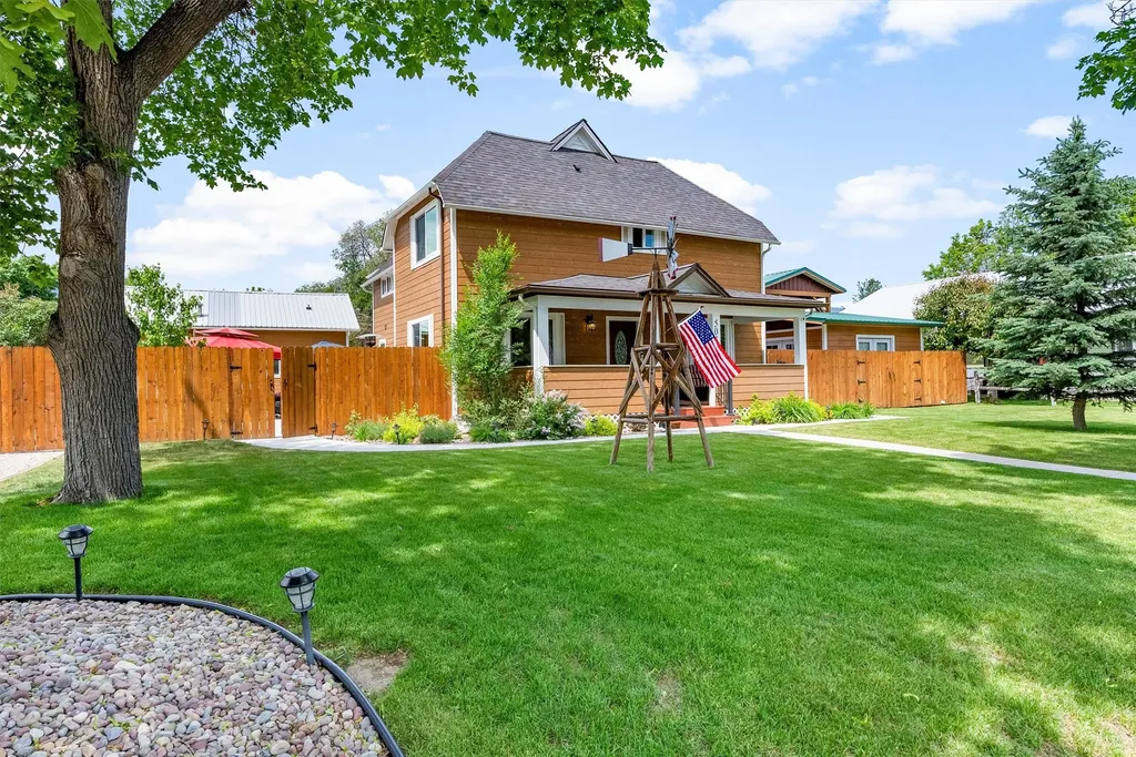 505 N 4th Street Hamilton MT 59840