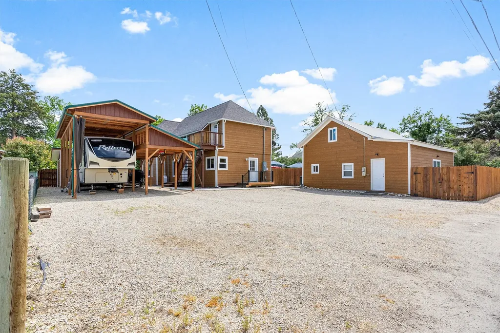 505 N 4th Street Hamilton MT 59840