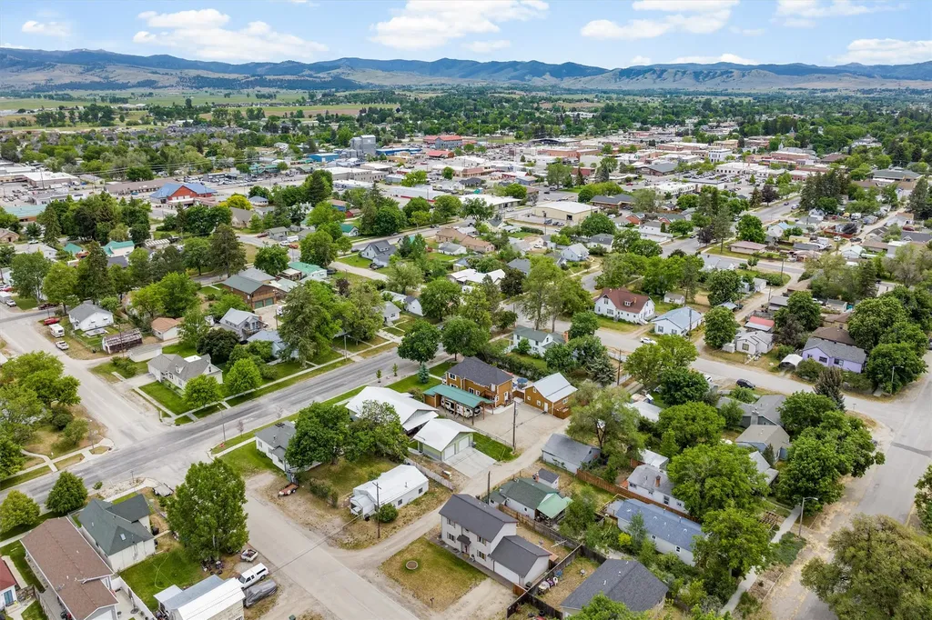 505 N 4th Street Hamilton MT 59840