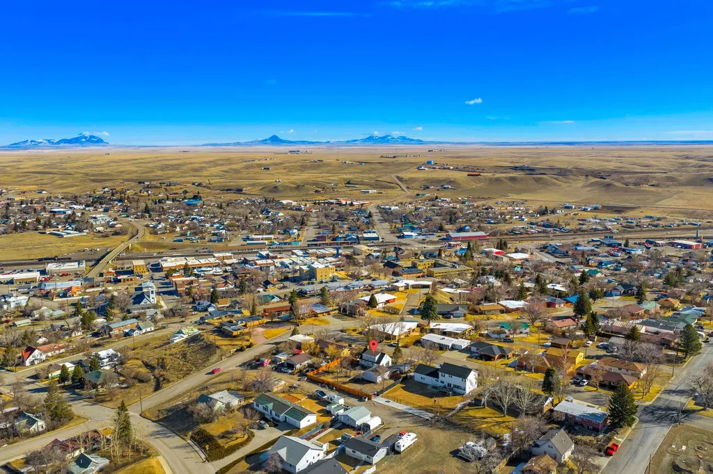 515 5th Avenue S Shelby MT 59474