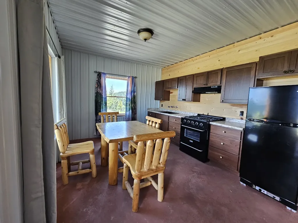 216 Cramer Springs Trail Clinton MT 59825