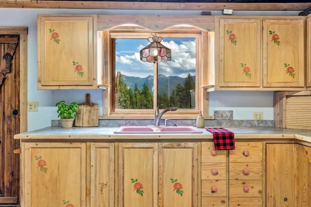1059 Grizzly Mountain Road Missoula MT 59808