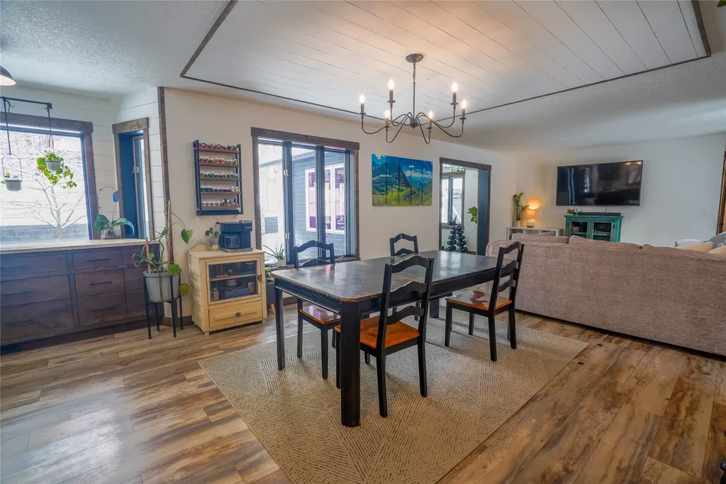 381 Ponderosa Lane Kalispell MT 59901