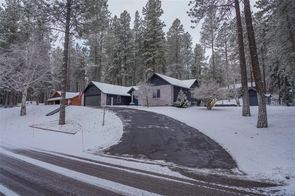381 Ponderosa Lane Kalispell MT 59901