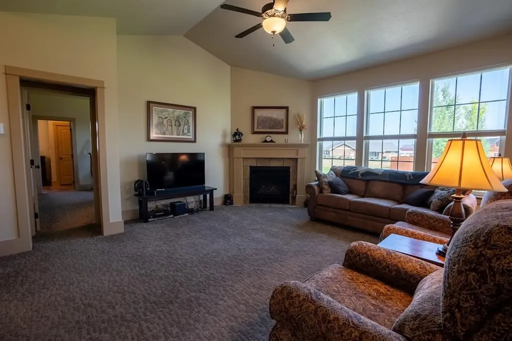 602 Md Circle Hamilton MT 59840