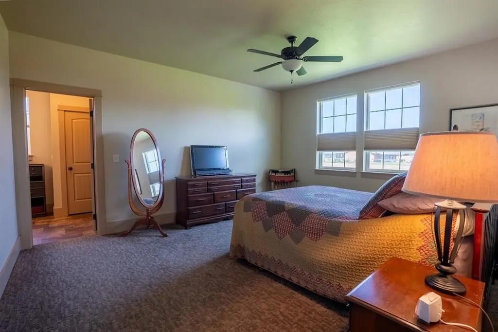 602 Md Circle Hamilton MT 59840
