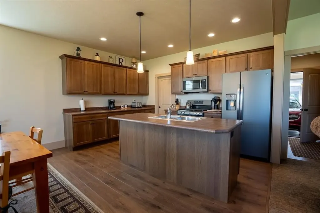 602 Md Circle Hamilton MT 59840