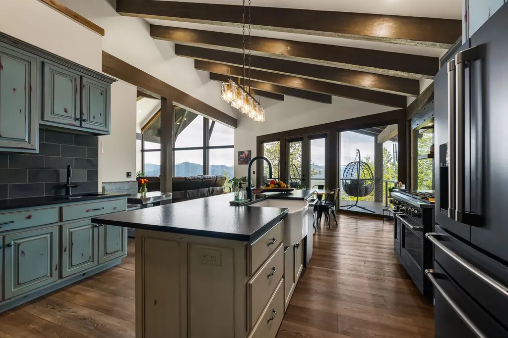 42 Twenty Peak Gulch Road Trout Creek MT 59874