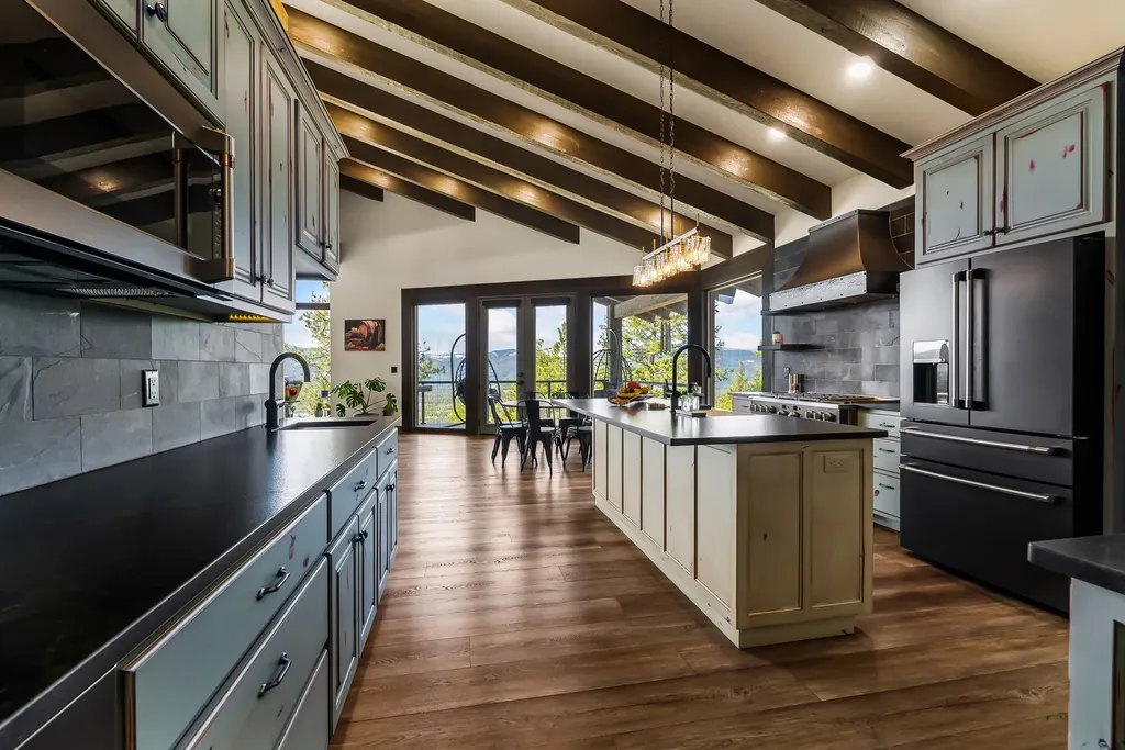 42 Twenty Peak Gulch Road Trout Creek MT 59874