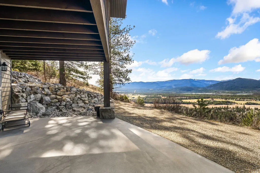42 Twenty Peak Gulch Road Trout Creek MT 59874