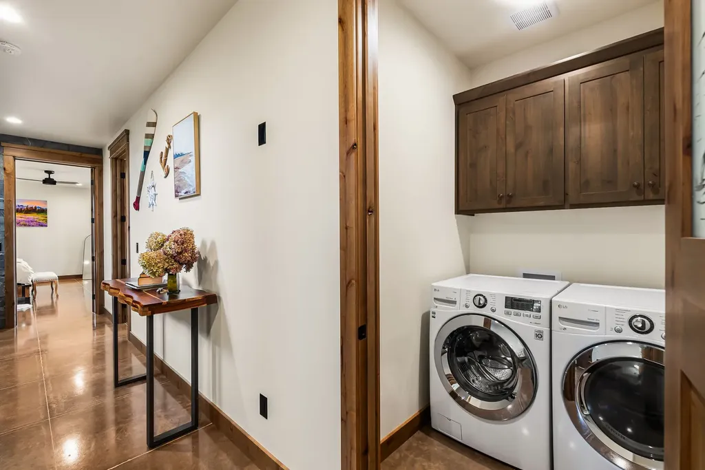 42 Twenty Peak Gulch Road Trout Creek MT 59874