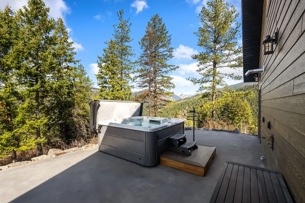 42 Twenty Peak Gulch Road Trout Creek MT 59874
