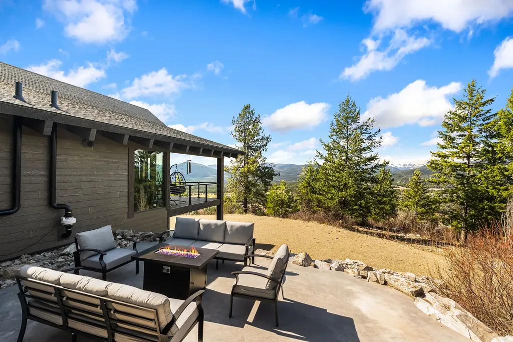 42 Twenty Peak Gulch Road Trout Creek MT 59874