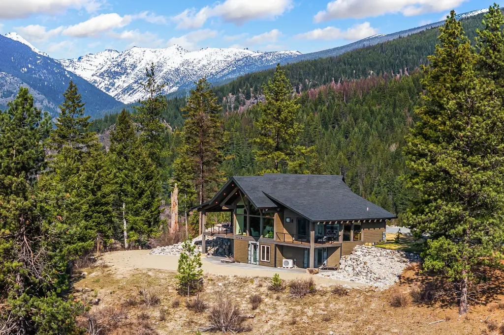 42 Twenty Peak Gulch Road Trout Creek MT 59874