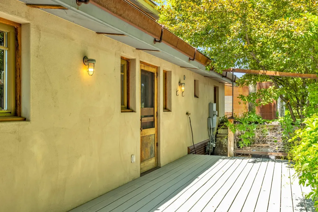 2449 Turkey Red Lane Bozeman MT 59715