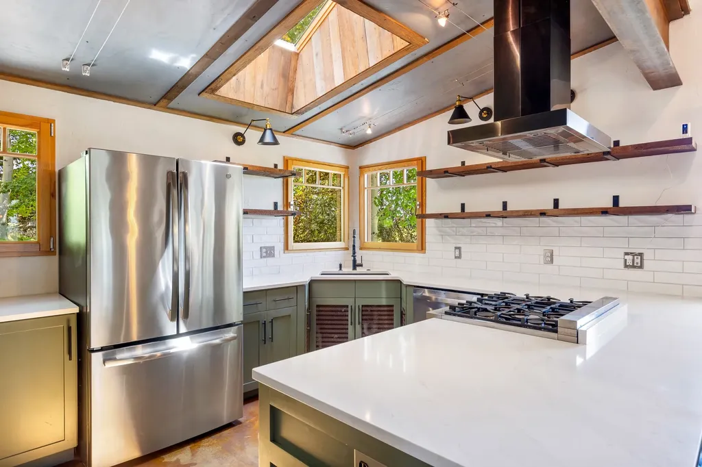 2449 Turkey Red Lane Bozeman MT 59715