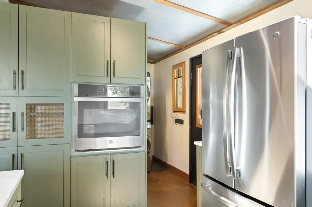 2449 Turkey Red Lane Bozeman MT 59715