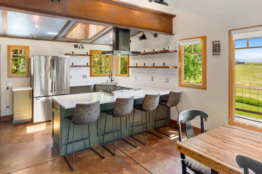 2449 Turkey Red Lane Bozeman MT 59715