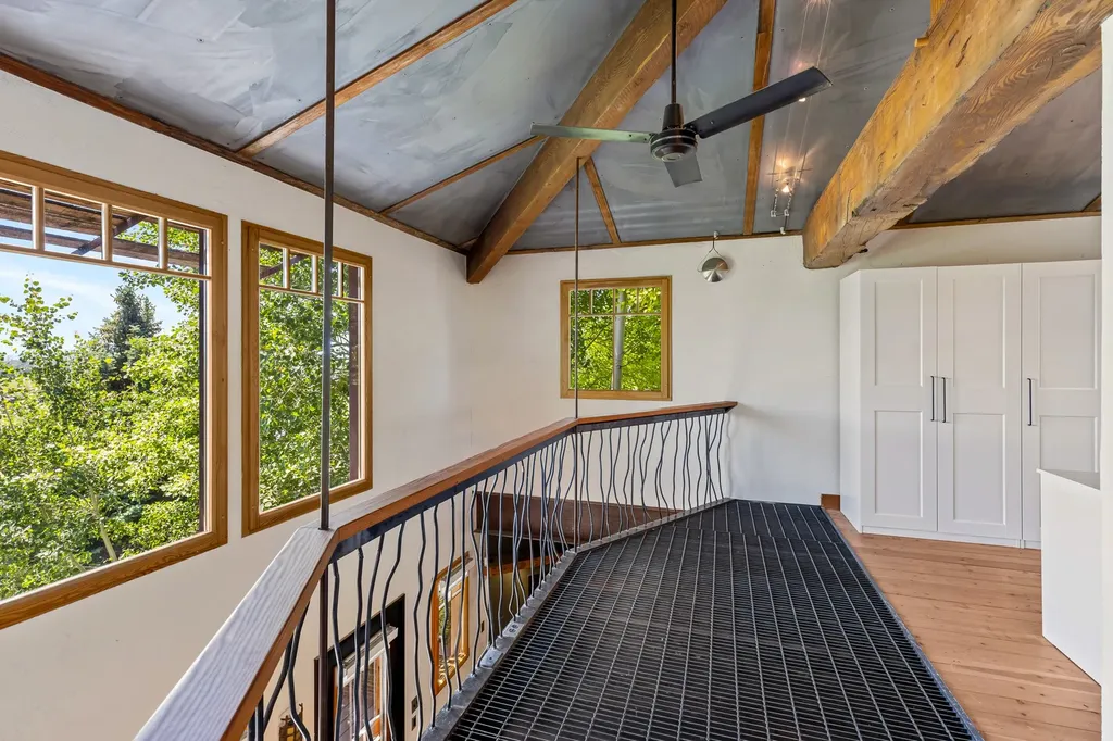 2449 Turkey Red Lane Bozeman MT 59715