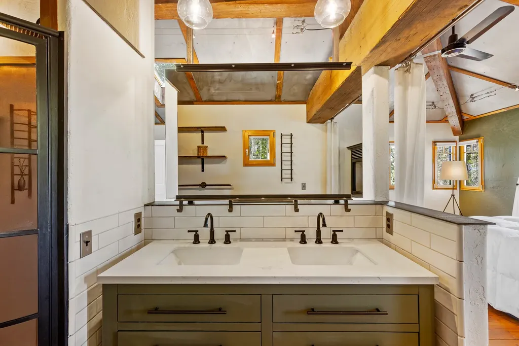 2449 Turkey Red Lane Bozeman MT 59715