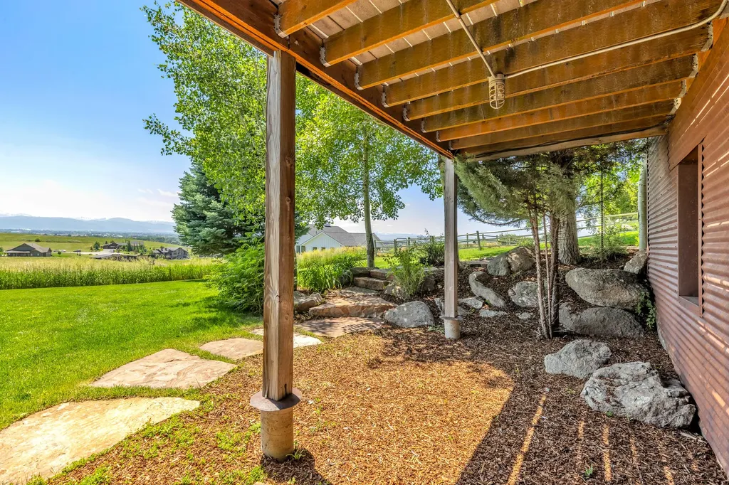 2449 Turkey Red Lane Bozeman MT 59715
