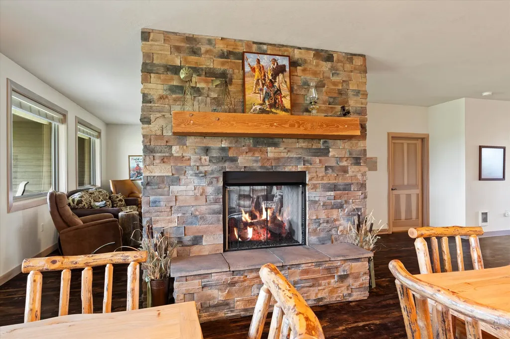 625 Eisenhower Street SE Ronan MT 59864