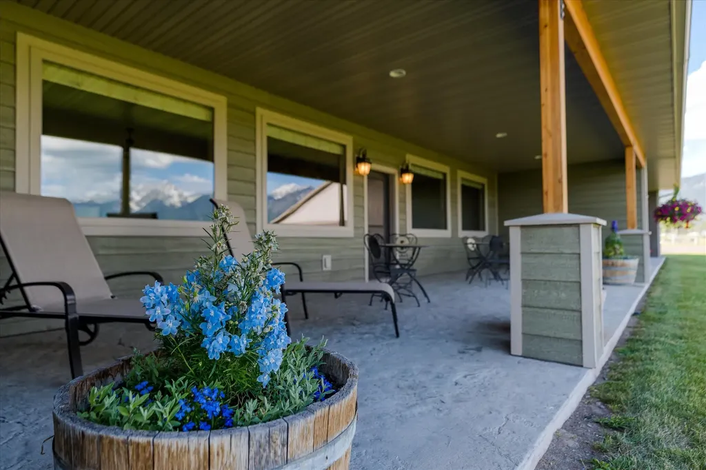 625 Eisenhower Street SE Ronan MT 59864