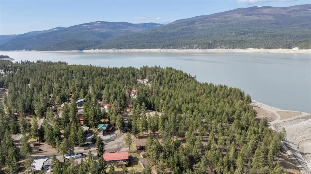 120 Osprey Court Rexford MT 59930