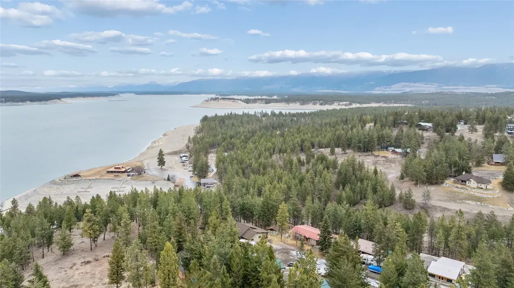 120 Osprey Court Rexford MT 59930