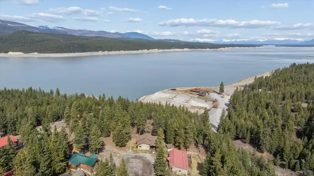120 Osprey Court Rexford MT 59930