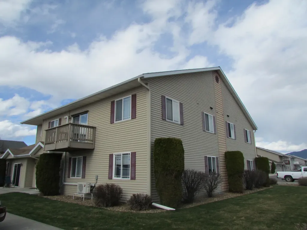 22 Diane Road Columbia Falls MT 59912