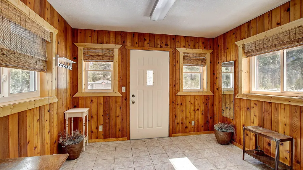 12014 Chase Lane Clinton MT 59825