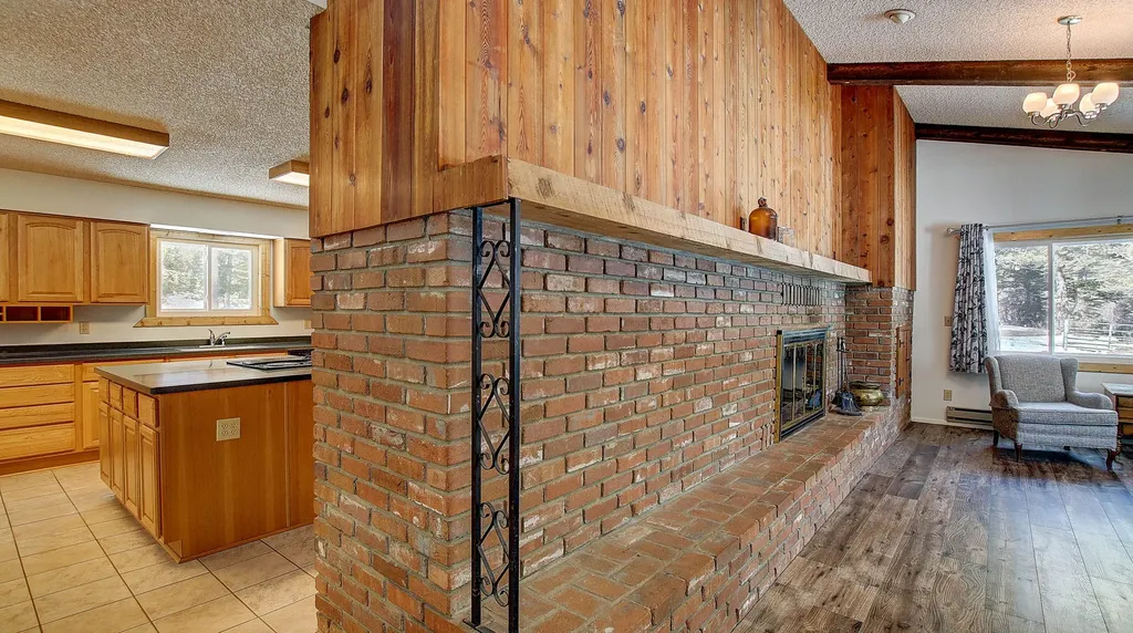 12014 Chase Lane Clinton MT 59825