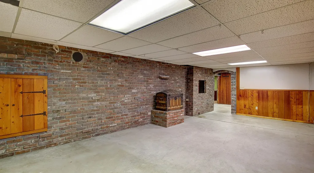 12014 Chase Lane Clinton MT 59825