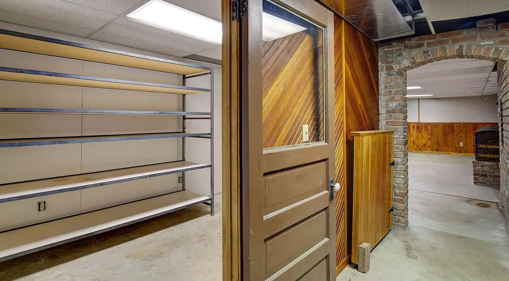 12014 Chase Lane Clinton MT 59825