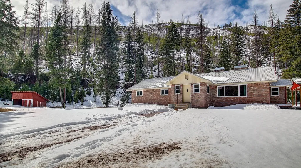 12014 Chase Lane Clinton MT 59825