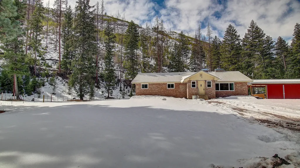 12014 Chase Lane Clinton MT 59825