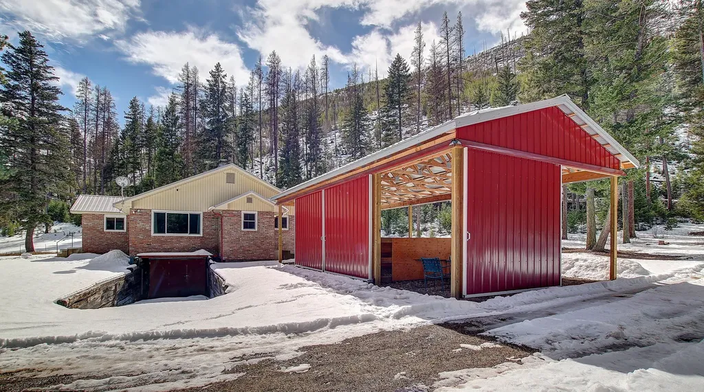 12014 Chase Lane Clinton MT 59825