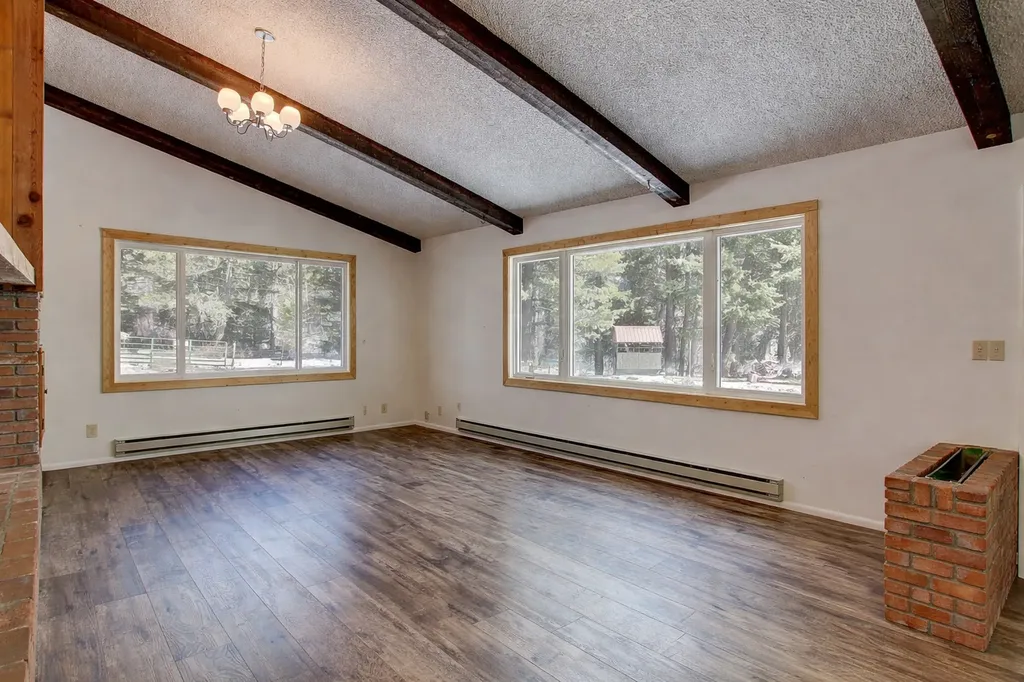 12014 Chase Lane Clinton MT 59825