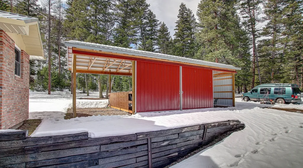12014 Chase Lane Clinton MT 59825
