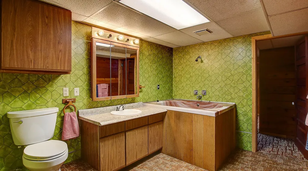 12014 Chase Lane Clinton MT 59825
