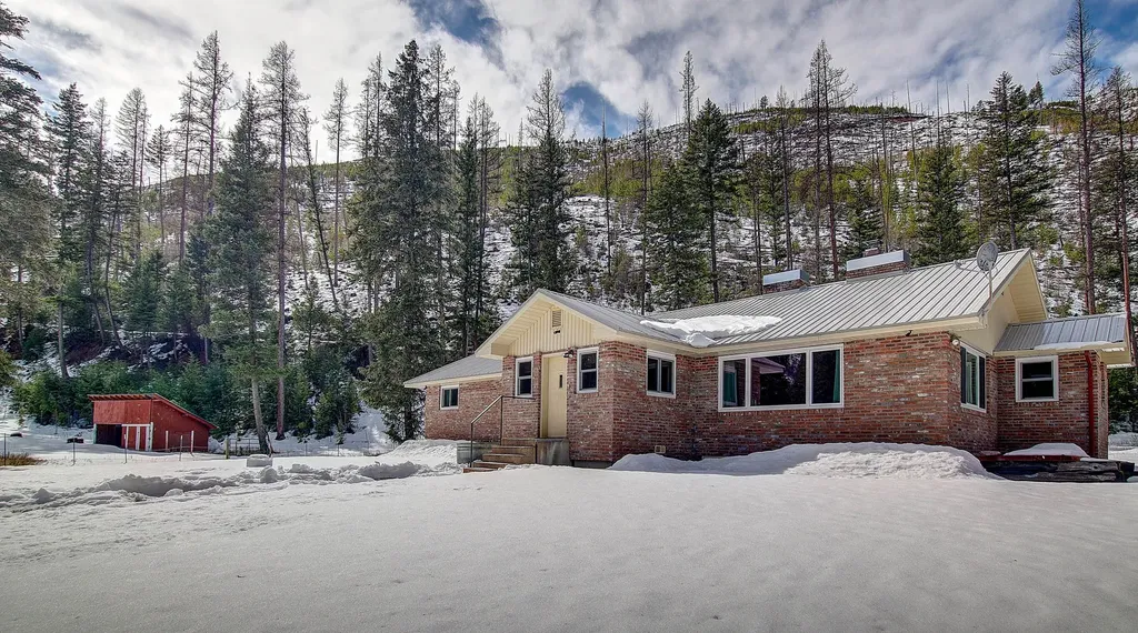 12014 Chase Lane Clinton MT 59825