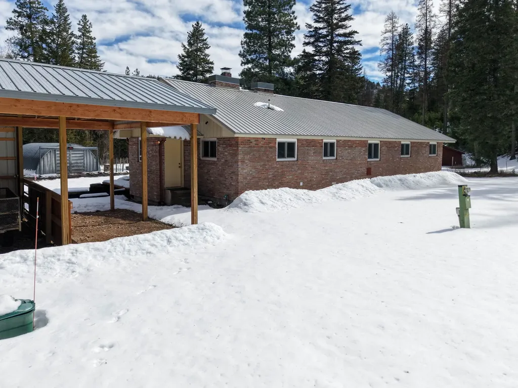 12014 Chase Lane Clinton MT 59825