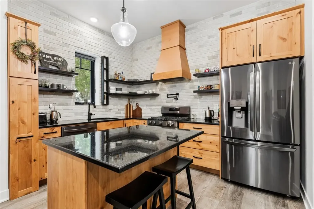 101 Little Mountain Road Whitefish MT 59937