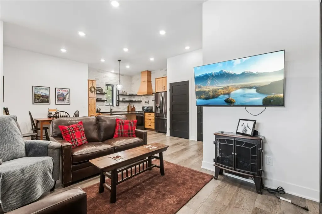 101 Little Mountain Road Whitefish MT 59937