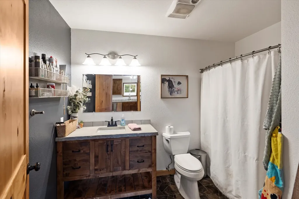 165 Reeds Lane Columbia Falls MT 59912