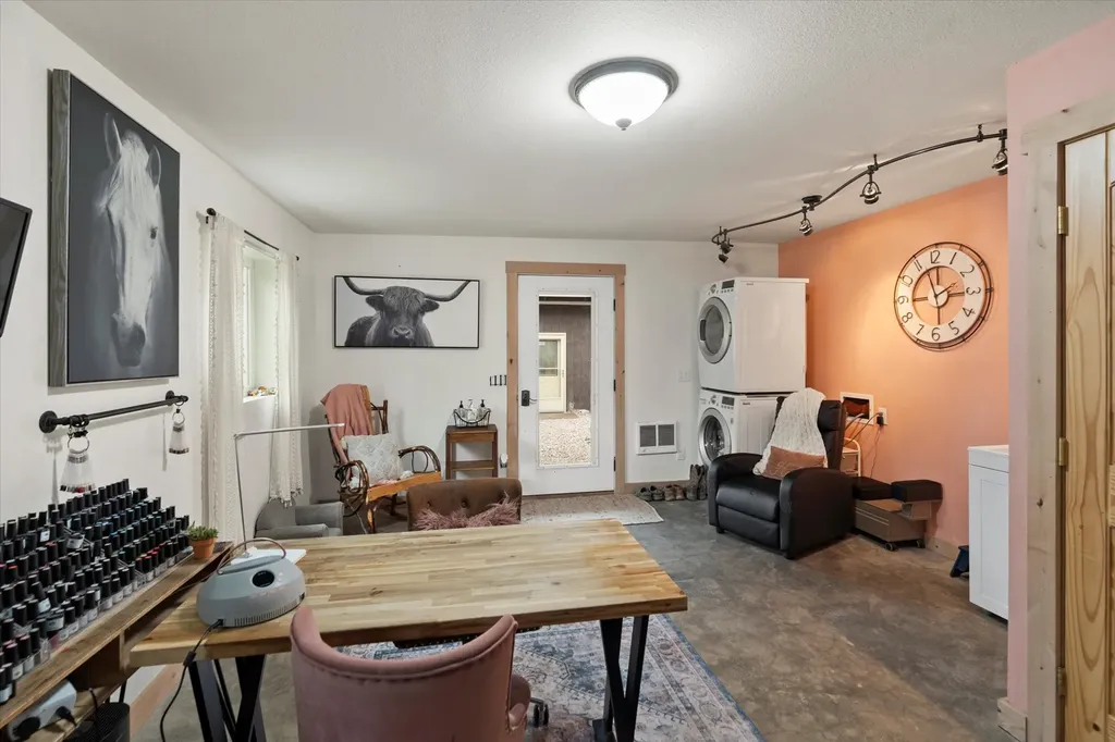 165 Reeds Lane Columbia Falls MT 59912