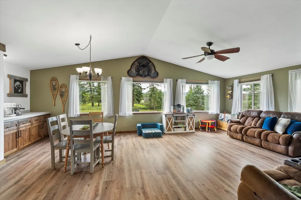 165 Reeds Lane Columbia Falls MT 59912