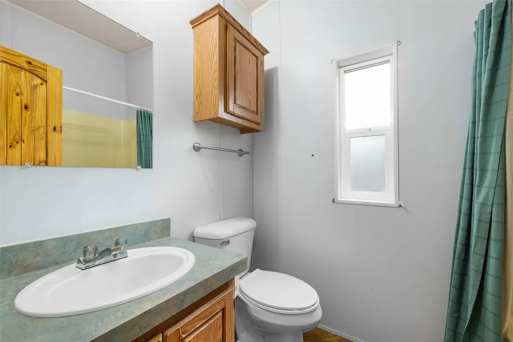 49386 Happy Trail Lane Proctor MT 59929