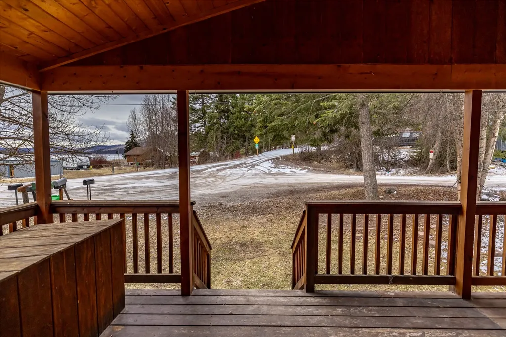 49386 Happy Trail Lane Proctor MT 59929